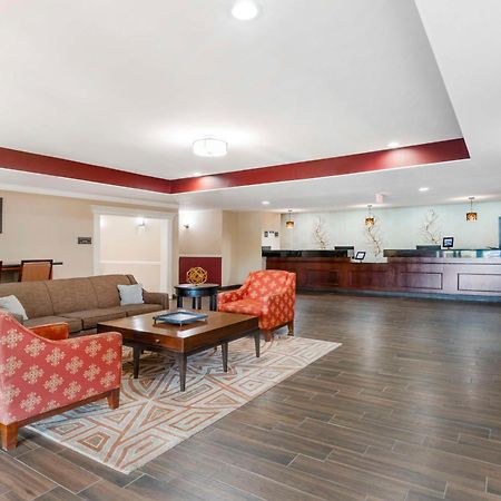 Best Western Plus Burleson Inn & Suites Bagian luar foto