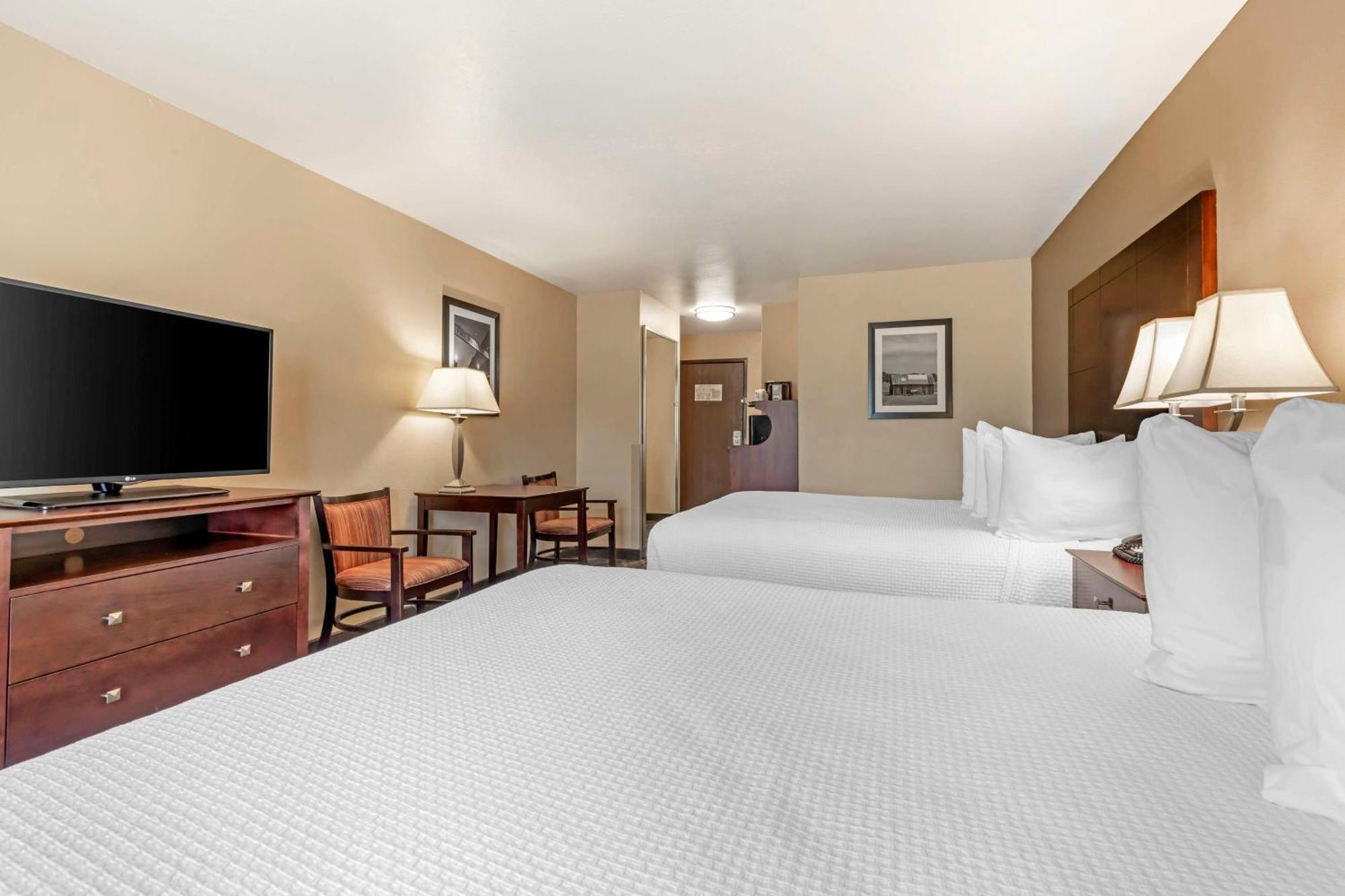 Best Western Plus Burleson Inn & Suites Bagian luar foto