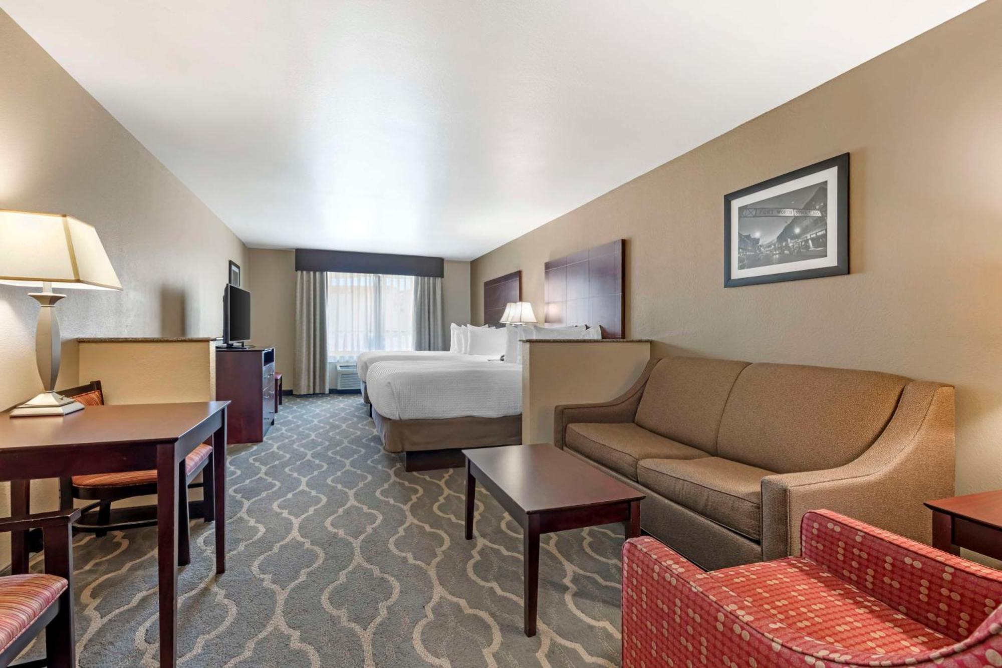Best Western Plus Burleson Inn & Suites Bagian luar foto