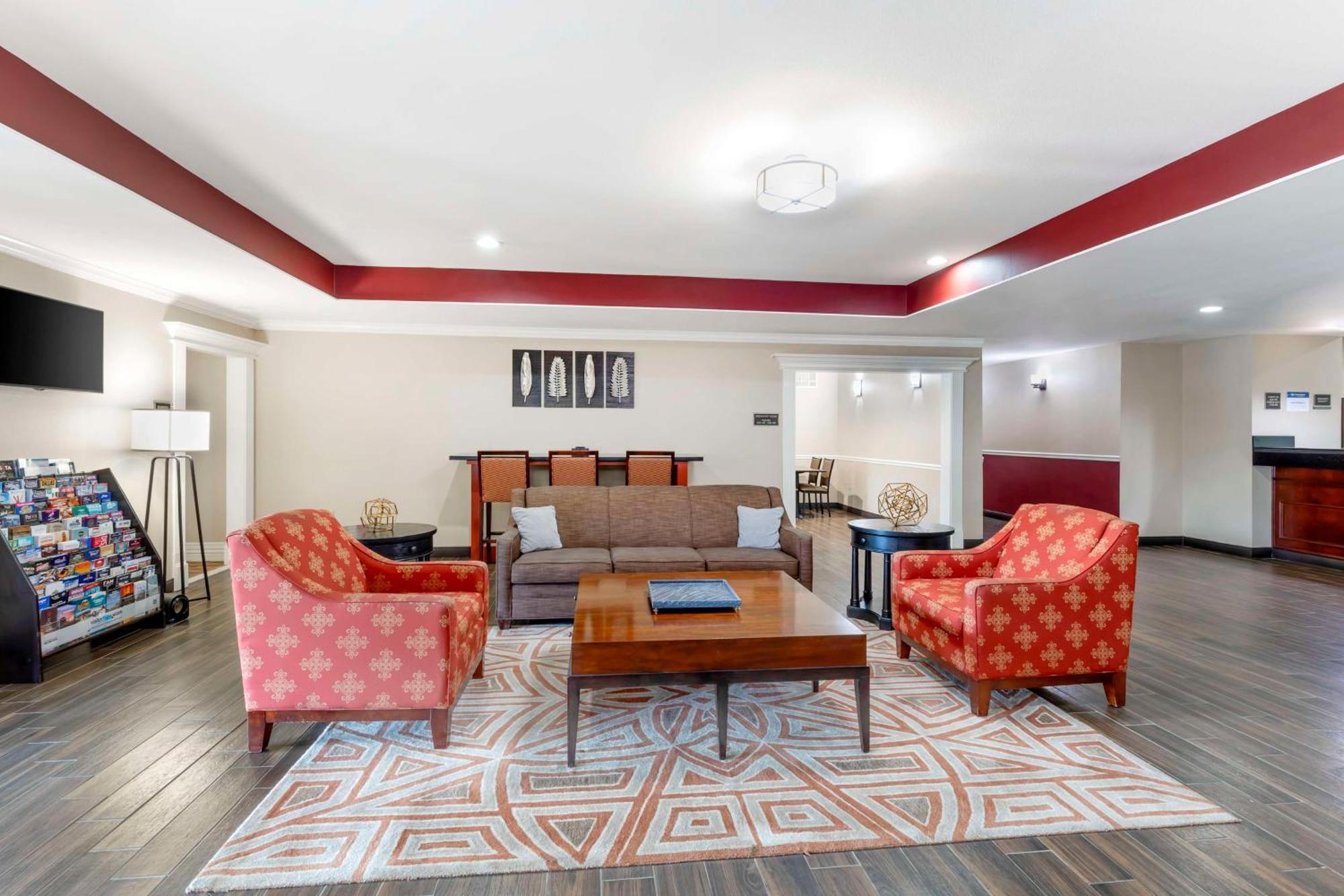 Best Western Plus Burleson Inn & Suites Bagian luar foto