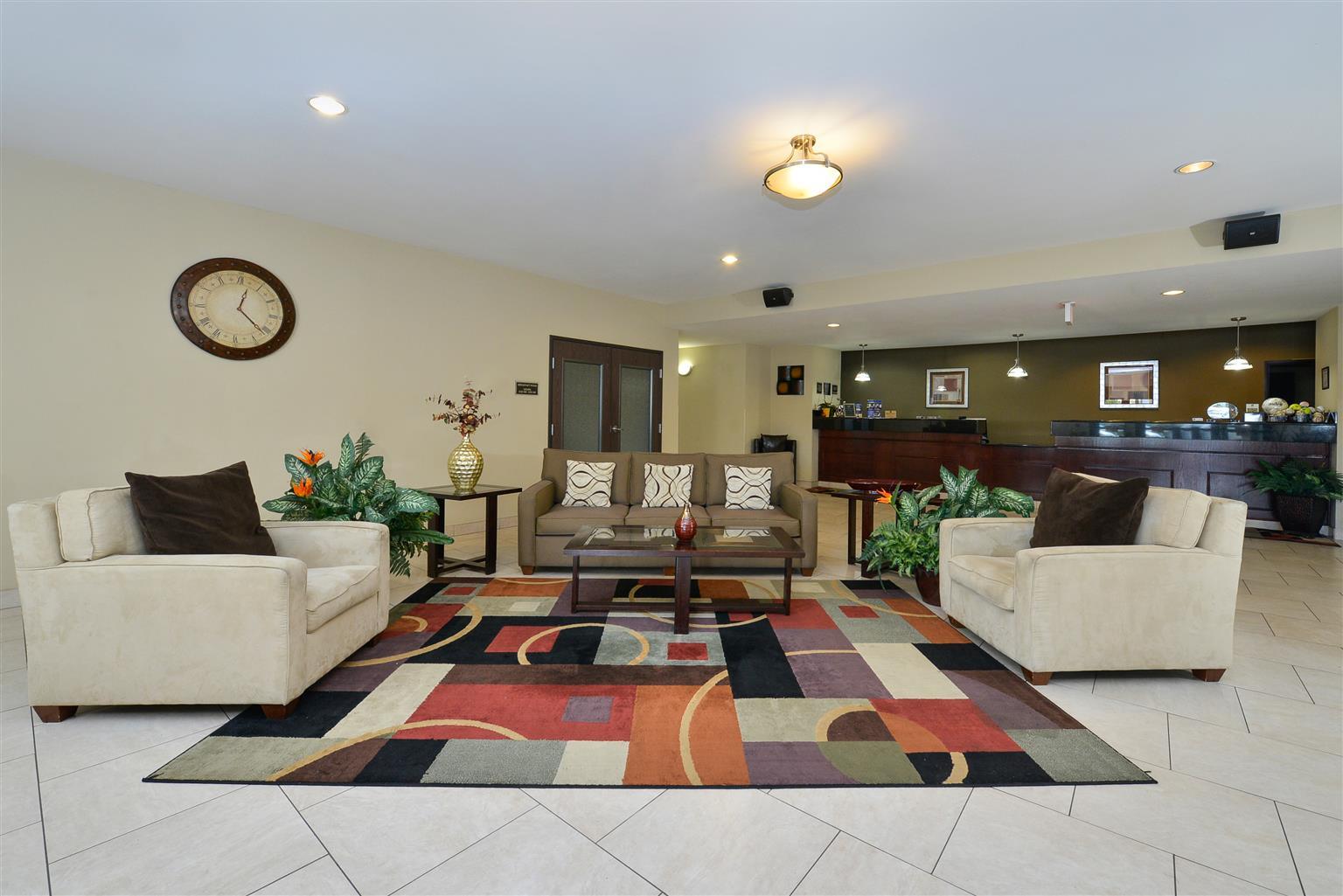 Best Western Plus Burleson Inn & Suites Bagian luar foto