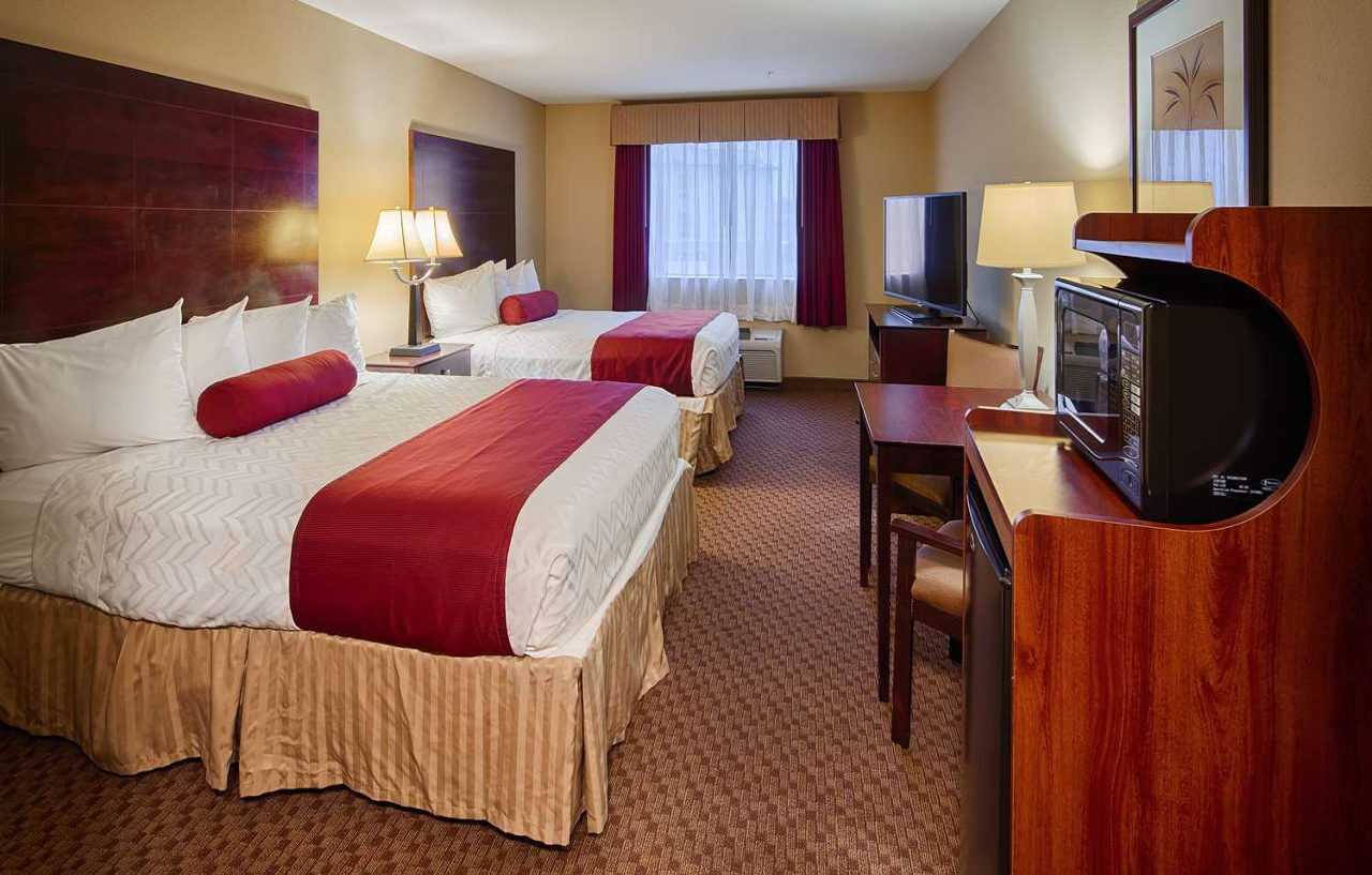 Best Western Plus Burleson Inn & Suites Bagian luar foto